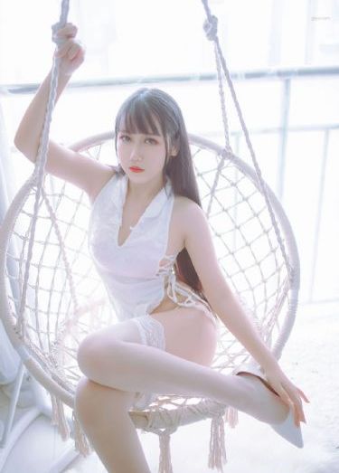 欧美黄衣少女图_蓝光动漫在线观看