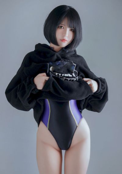 欧美古典美女图片_字幕高清版在线播放