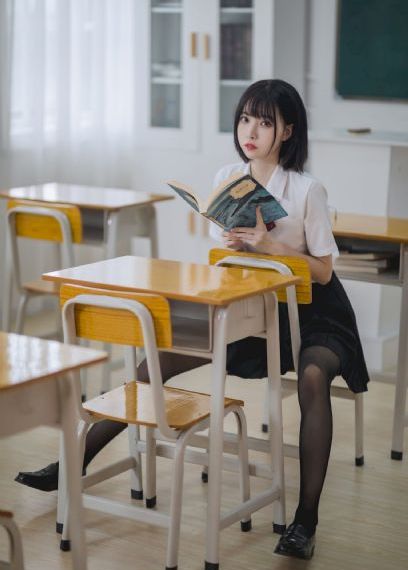 欧美风格窗帘效果图_清晰免费影视在线观看