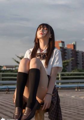 99在线视频精品免费观看_未删减完整版