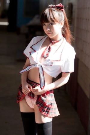 国产人人爽人人爱_BD韩语在线播放