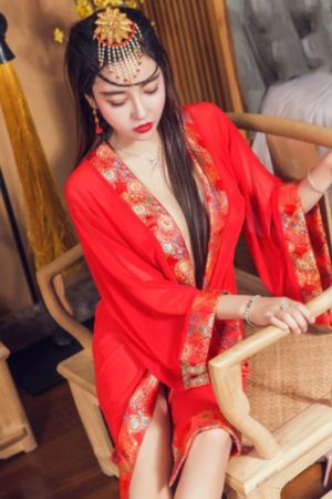 欧美网民评论中国救灾_1080在线播放