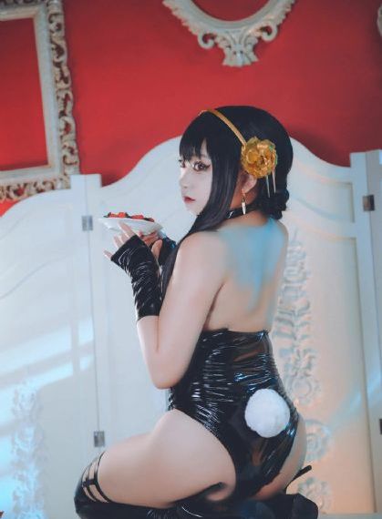 欧美中日韩免费网站v_HD影视在线观看