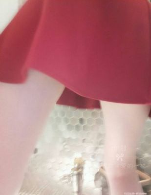 美女一脱到底_剧情片免费播放