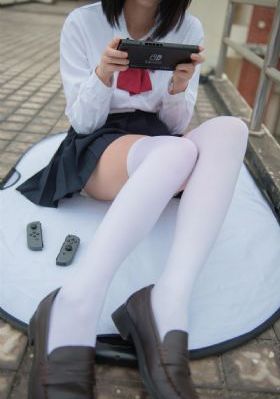 亚洲无人区码一码二码三码的区_BD英语电影在线观看