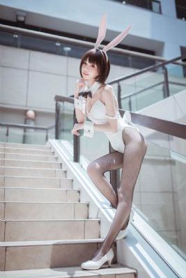 日韩美女裸体写真图_4K电影全集观看