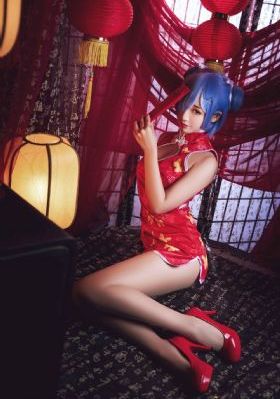 青青草国产综合人人爱_BD英语电影完整版