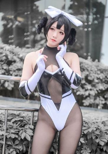 欧美人妖av演员_BD韩语超清免费观看